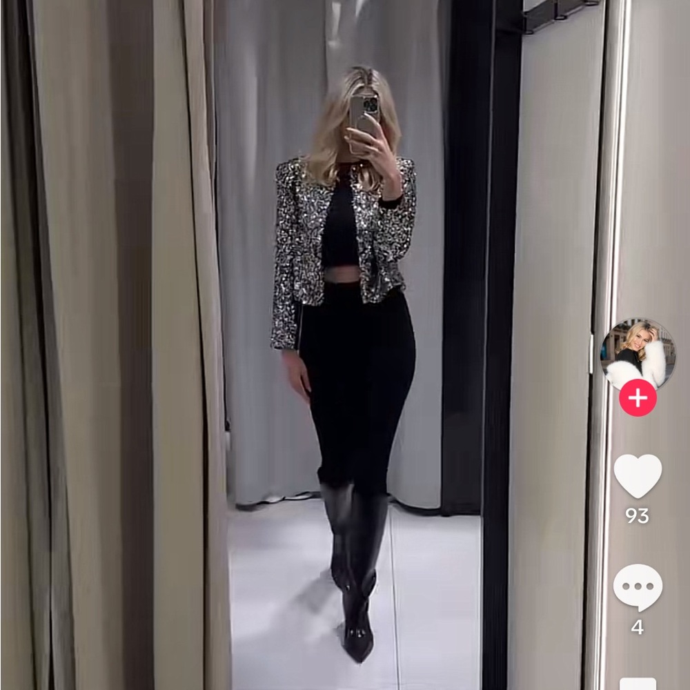 Zara Festive Sequin Jacket and Shorts in Silver and Black - Picture 4 of 16